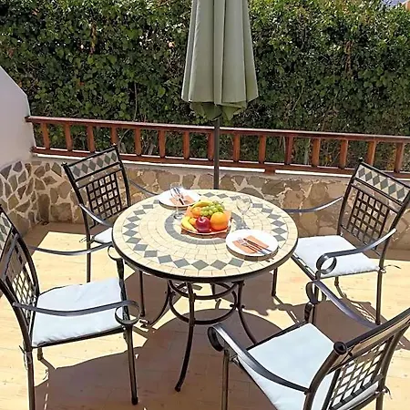 מלון דירות Geranios, Close To Beach, Puerto Colon, Yellowcat 2