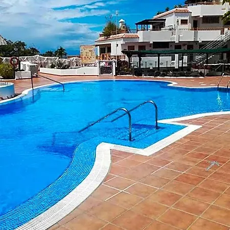 Geranios, Close To Beach, Puerto Colon, Yellowcat 2 מלון דירות אדחה