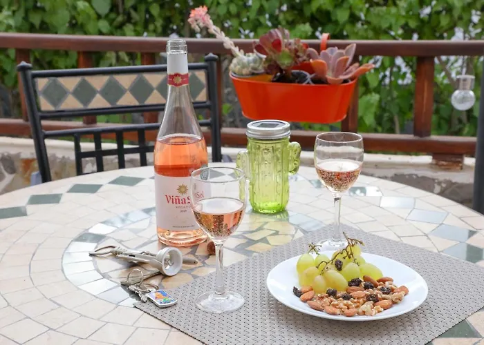 Aparthotel Geranios, Close To Beach, Puerto Colon, Yellowcat 2 Costa Adeje (Tenerife)